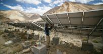 Installation of solar panels in the mountains