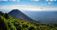 This is Izalco, a stratovolcano in El Salvador, that through continuous eruptions, formed between 1770 and 1958. This “young” volcano is a sign of the enormous geothermal energy potential sitting beneath this Central American country.