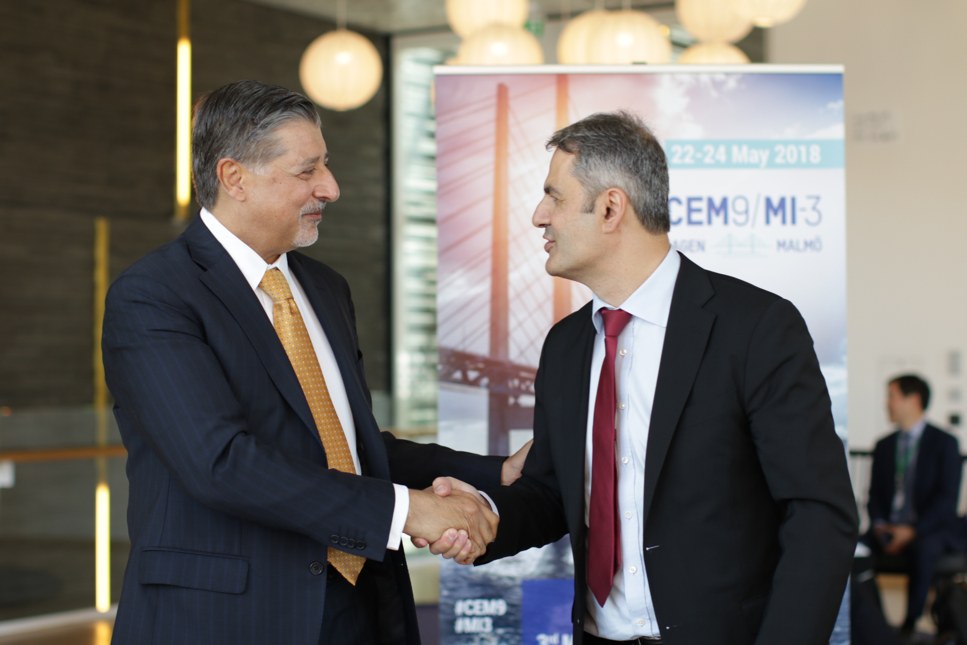 IRENA and Mission Innovation sign agreement to accelerate renewable energy